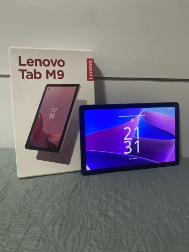 Tablet Lenovo M9