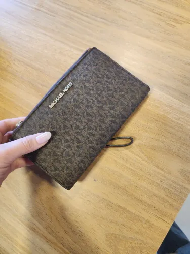 Bolsa e carteira Michael Kors