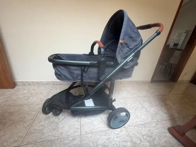 Carrinho+ bebê conforto Infantil