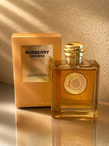Perfume goddess intense novo 