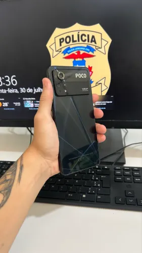 CELULAR SEMI NOVO