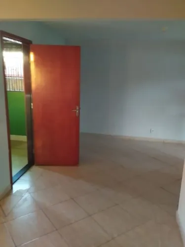 Aluga-se Apartamento 