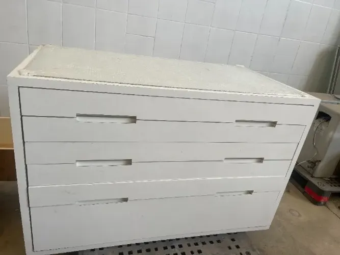 Balcão de loja (acessorios, semijoias, bijouterias, cosmesticos)
