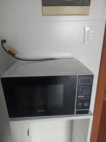 MICRO-ONDAS MIDEA