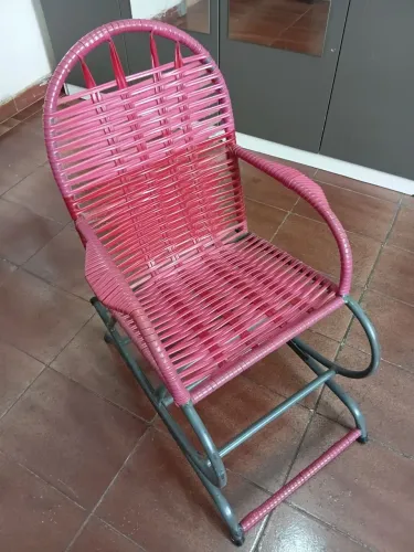 Cadeira de balanço infantil