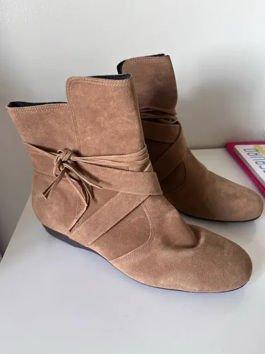 Botas