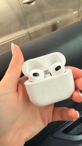 AirPods Apple geração 3
