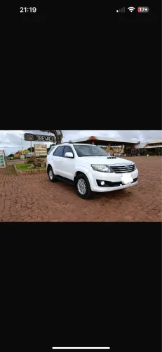 Toyota Hilux SW4 SRV D4-d 4X4 3.0 TDI Dies. AUT 2013
