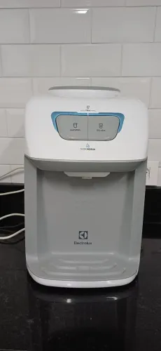Bebedouro de água Electrolux Elétrico