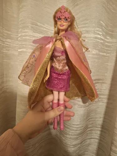 Barbie Corine