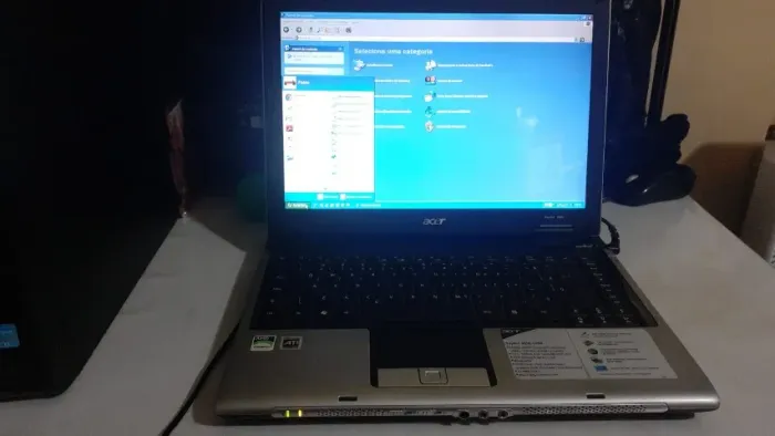 Notebook Acer 14? - AMD Sempron 3400+ - Ótimo Estado - Vintage/Retro Computing - Raro!