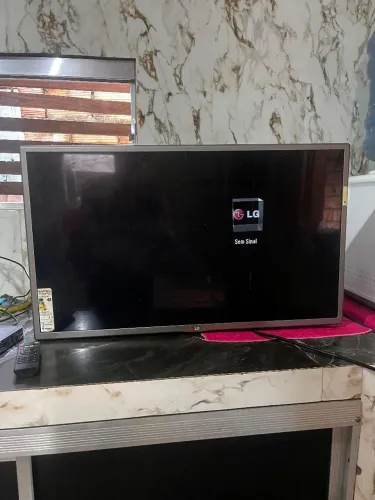 Tv 32 polegadas, não é smart 
