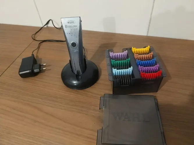 Máquina de tosa Whal Bravura + kit de adaptadores