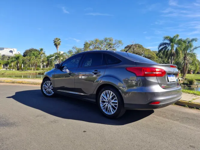 Ford Focus Fastback Se/se Plus 2.0 Flex Aut. 2018