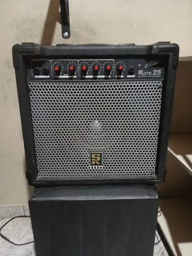 Caixa Cubo Amplificador Staner Kute 25