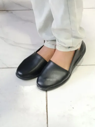 Sapatilha preta moleca
