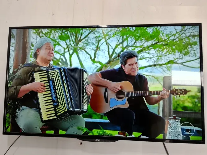 Tv 43" AOC, LED, FULL HD. NÃO É SMART
