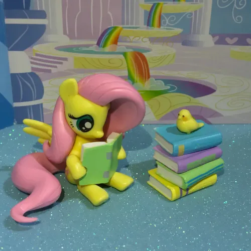My Little Pony Fluttershy Forest Whisper Figure