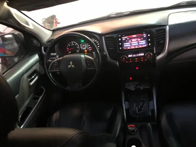 Mitsubishi L200 Triton Sport HPE 2.4 CD Diesel Aut. 2017