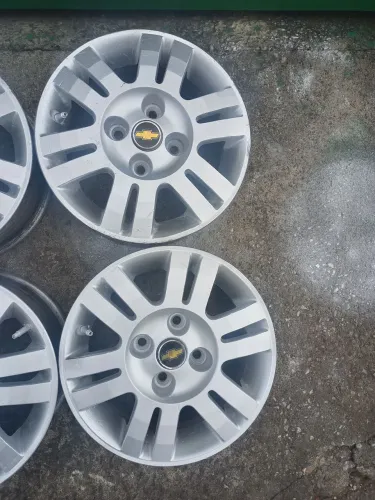 Rodas gm Chevrolet aro 13 INSTALO