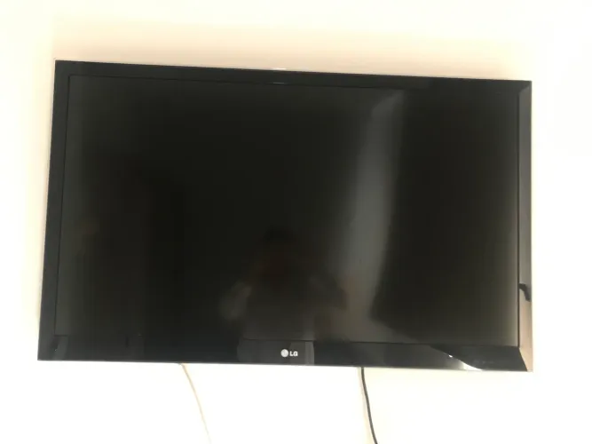 Tv usada 47 polegadas não é smart