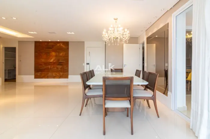 Apartamento para locação em Campo Belo com 3 quartos, sendo 3 suítes, 194m²