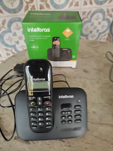 Telefone com secretaria eletrônica