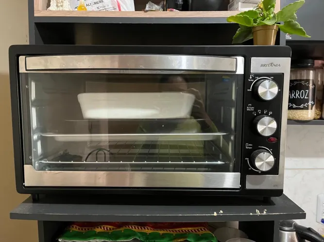 Vendo forno elétrico 110V R$: 250