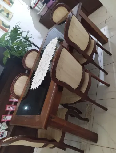 Mesa antiga madeira relíquia