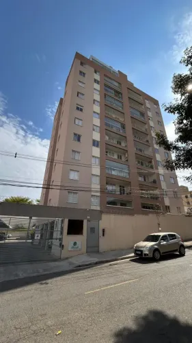 Imóvel para aluguel possui 80 metros quadrados com 3 quartos