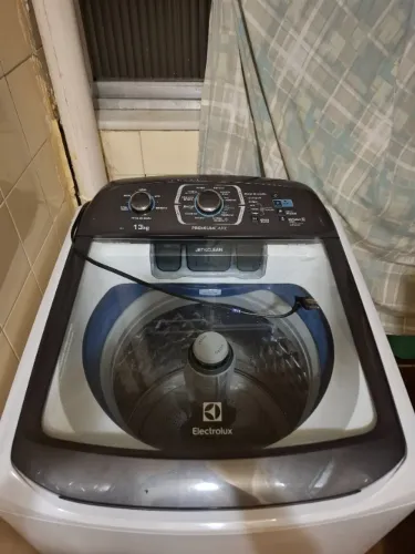 Máquina de Lavar 13kg Electrolux Premium Care Silenciosa com Wi-fi, Cesto Inox e Jet&Clean