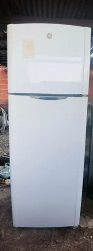Vendo essa geladeira duplex gelo seco