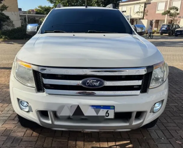 Ford Ranger XLT 2.5 16V 4X2 CD Flex 2013