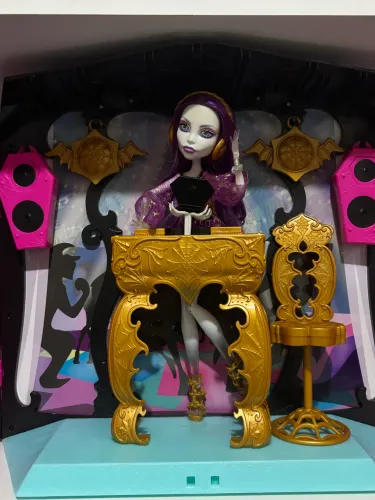 Monster High Playset 13 wishes + Spectra completo