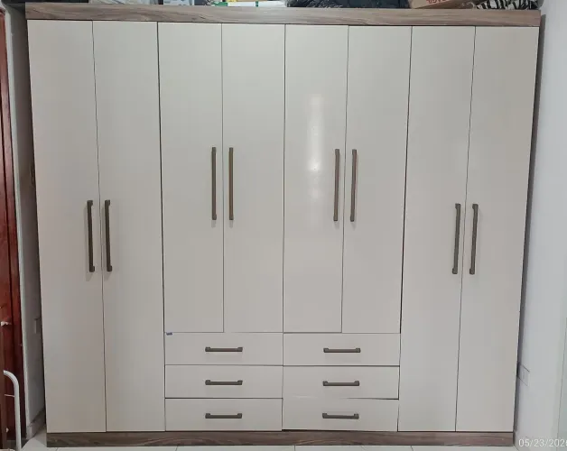 Guarda roupa usado