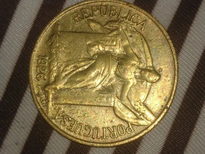 Moeda de 50 centavos de Portugal