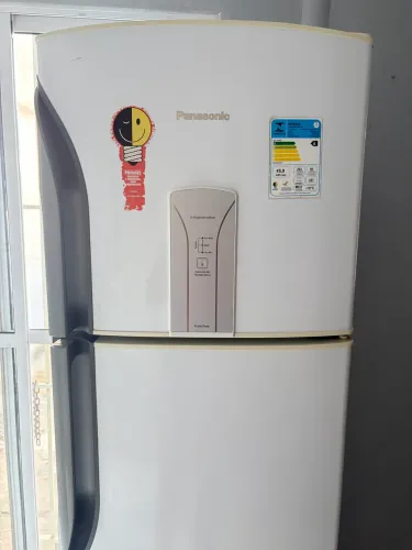 Geladeira Panasonic [RE]Generation NR-BT40BD1W Frost Free Duplex 387 Litros
