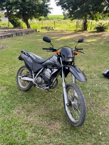 Vendo Honda XR Tornado 250!!! Preta e pronta pra uso.