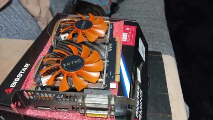 Vende-se placa de vídeo