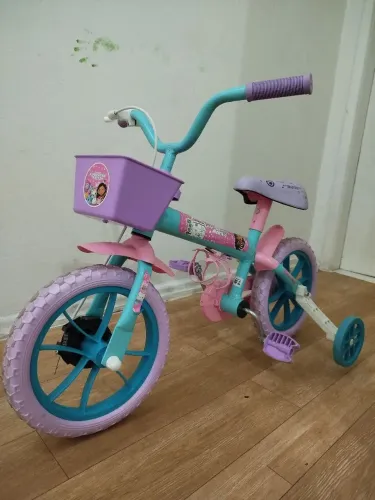 Bicicleta infantil casal mágica