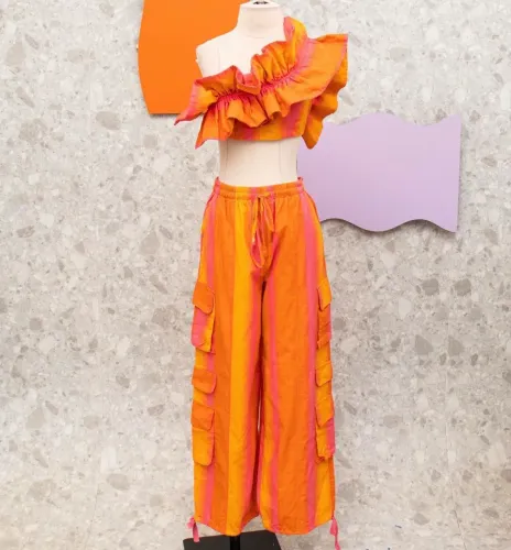 Conjunto Other Girls Laranja Degradê