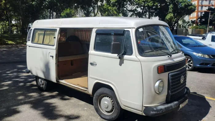 Volkswagen Kombi Standard 1.4 MI Total Flex 8V 2013