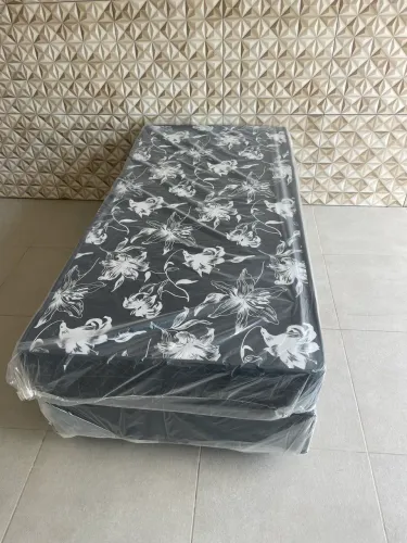 Cama de solteiro 