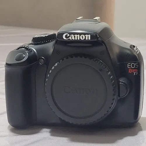 Cânon T100 + Lente 18-55mm