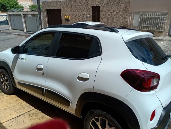 Renault Kwid Outsider 1.0 Flex 12V 5P Mec. 2024