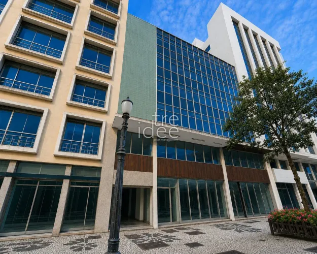 Prédio Comercial em Curitiba 1.136 m² Localização Central