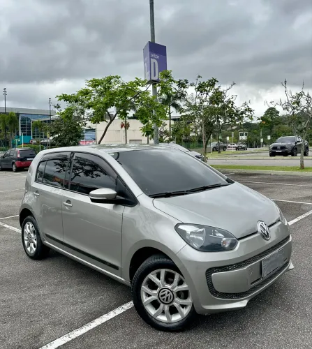 Volkswagen Up! Move 1.0 Total Flex 12V 5P 2015