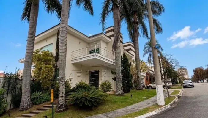 CASA EM CONDOMINIO COM 04 SUITES - GRANJA DEOLINDA
