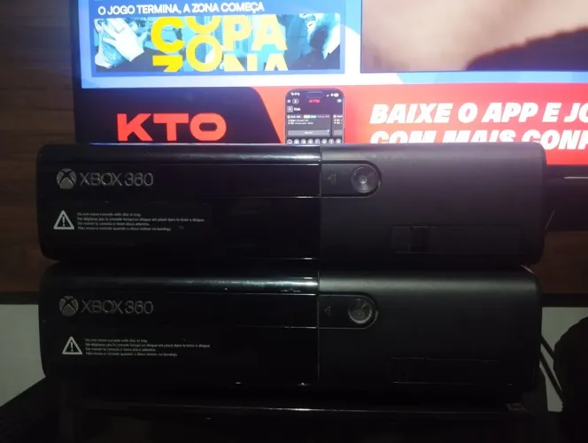 2 Xbox 360 super slim,luz vermelha