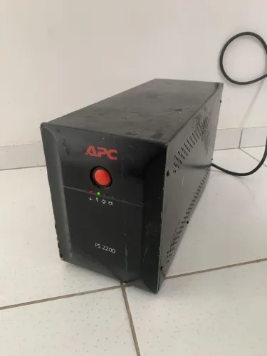 NOBREAK APC 2.200VA-SAÍDA: 115V